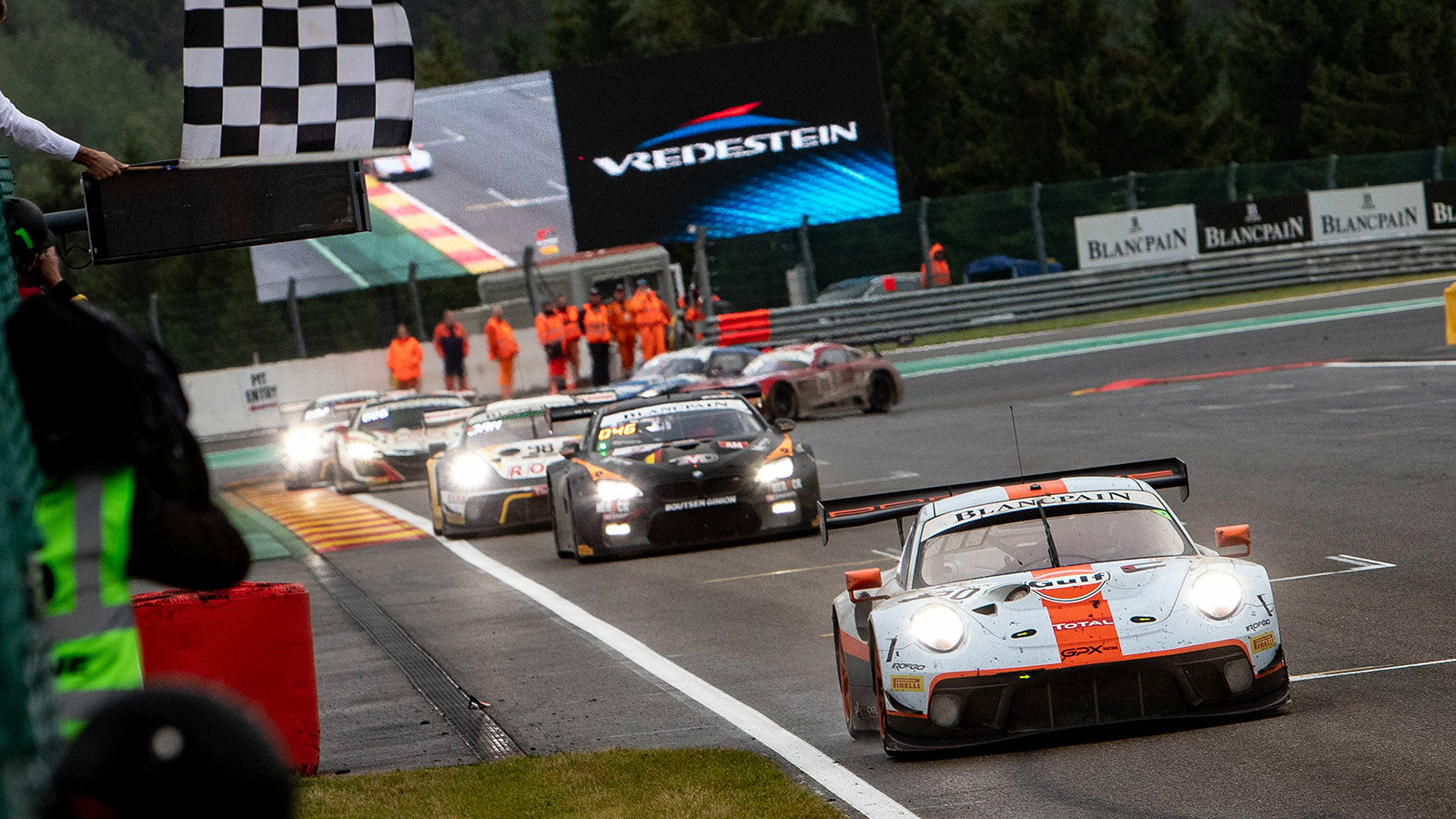 Porsche feiert Doppelsieg bei 24 Stunden von Spa