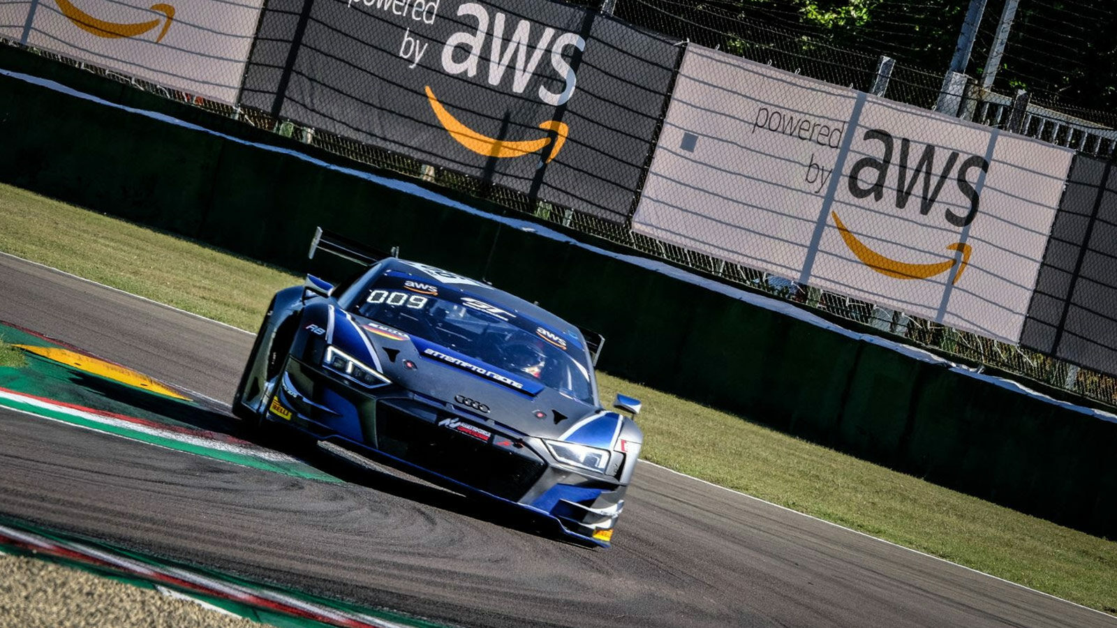 Audi auf Pole-Position bei GT World Challenge Europe Auftakt in Imola