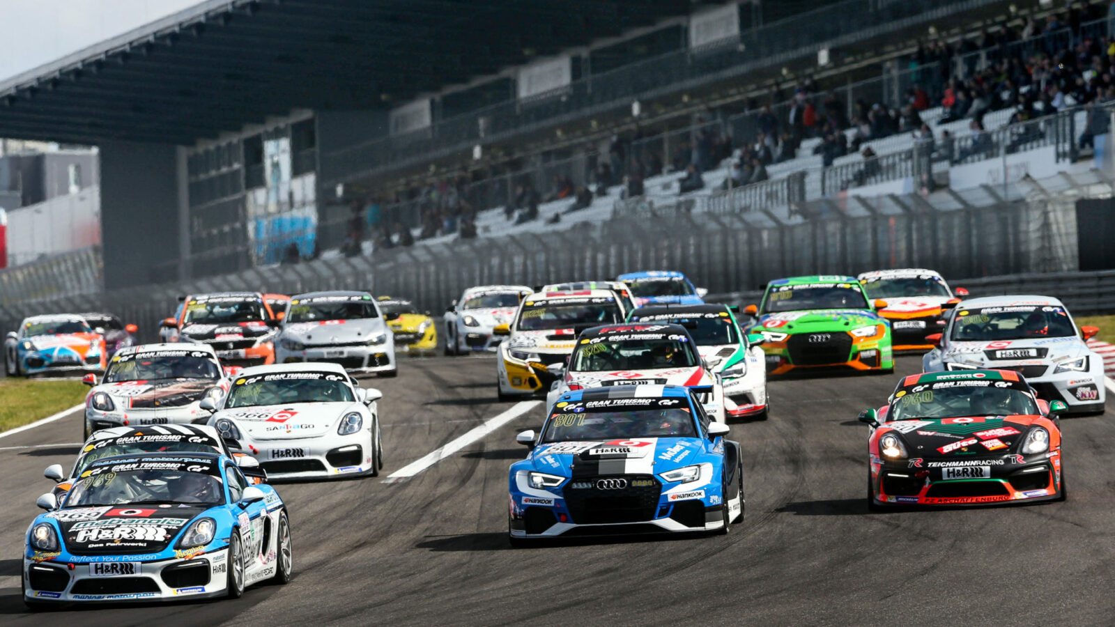 Zuschauer beim ROWE 6h ADAC Ruhr-Pokal-Rennen zugelassen