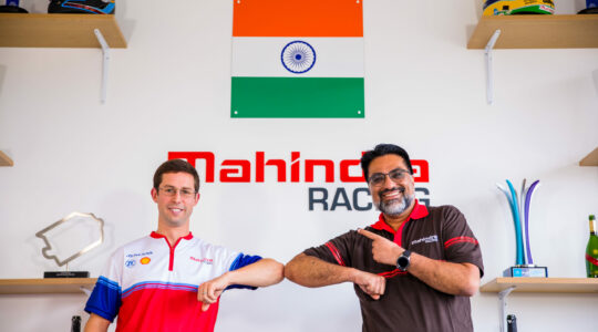 Alexander Sims fährt für Mahindra Racing