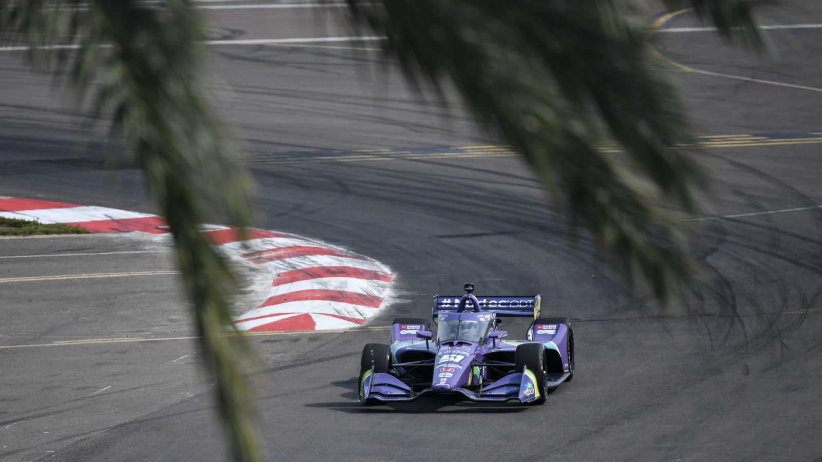 Romain Grosjean sichert sich Poleposition