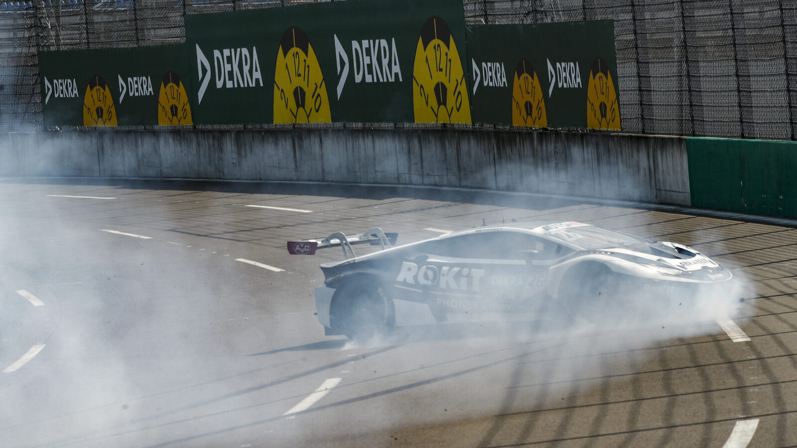 Philip Ellis gewinnt am Lausitzring