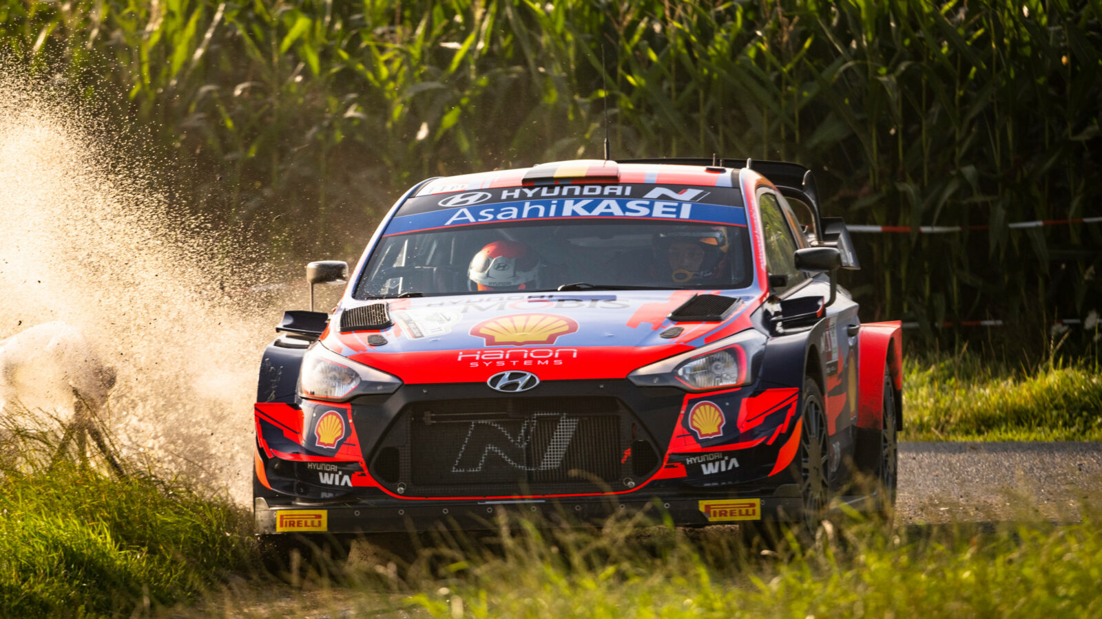 Thierry Neuville führt nach erstem Tag in Belgien
