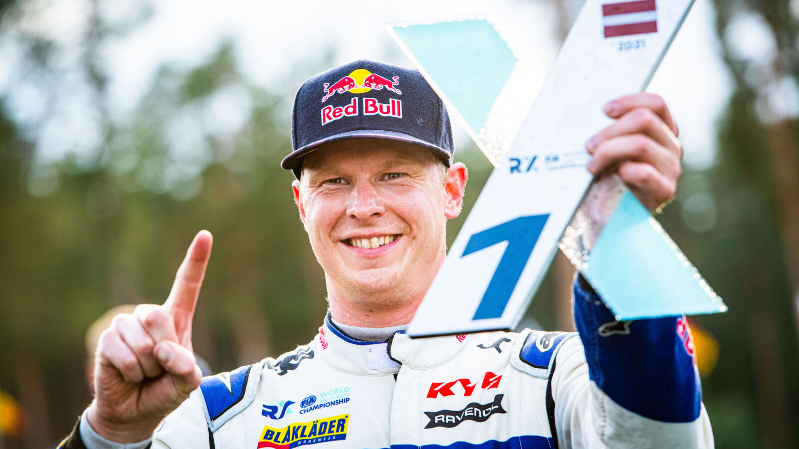 Kristoffersson holt ersten Sieg